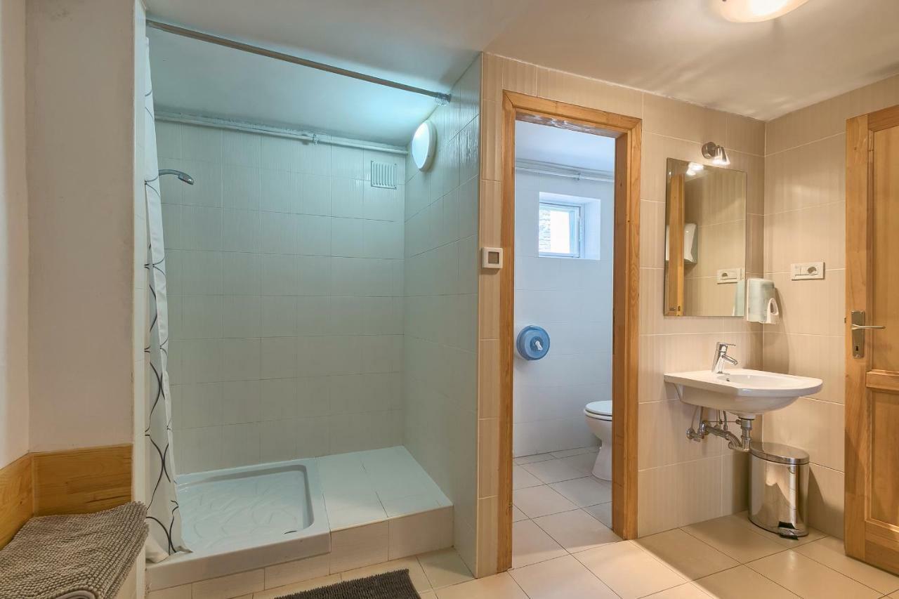 Wellness Apartman Kaiser بولا المظهر الخارجي الصورة