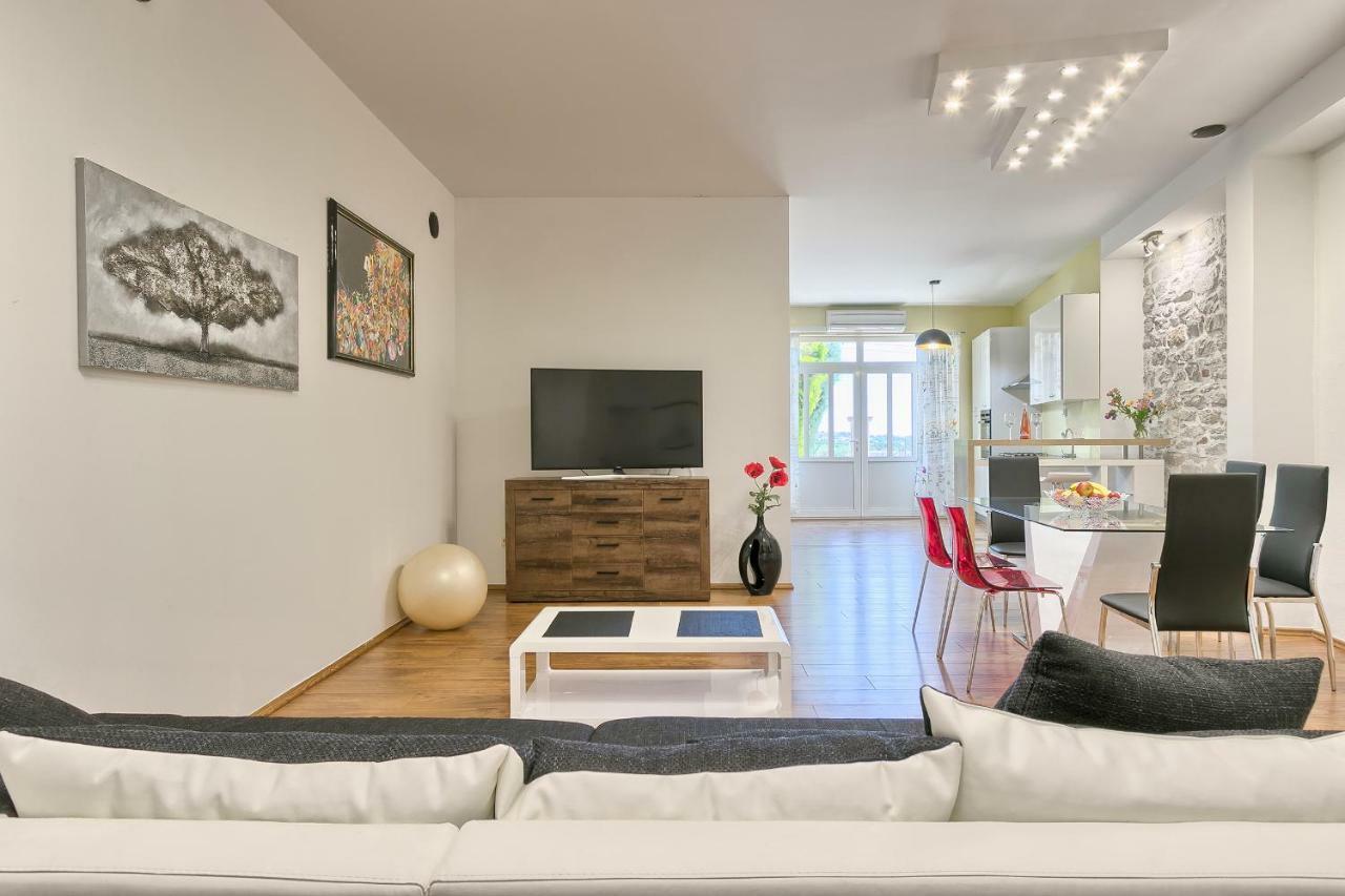 Wellness Apartman Kaiser بولا المظهر الخارجي الصورة