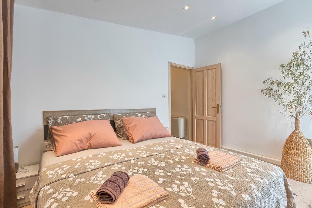 Wellness Apartman Kaiser بولا المظهر الخارجي الصورة